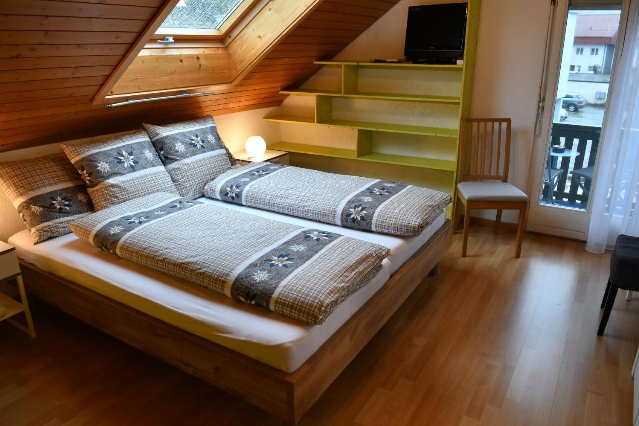 Pension Chalet Charme Siebnen Extérieur photo