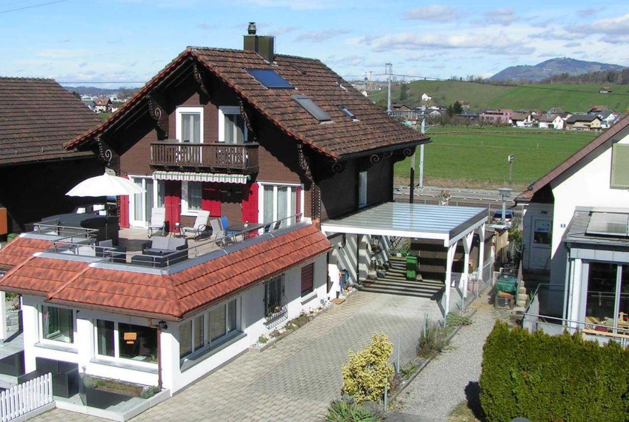 Pension Chalet Charme Siebnen Extérieur photo